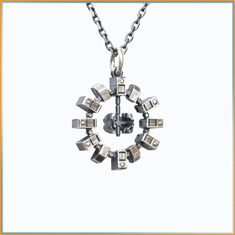 Collana con ciondolo modello s - Unique Anime Merchandise recensione e prezzo